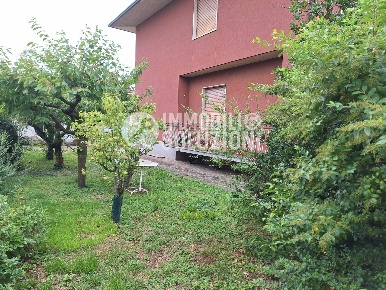 Foto Villa singola in via olimpiadi, Ciserano di 200 m² con 3 locali