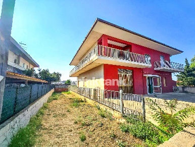 Foto Villa singola in Via Sorda Scicli, Modica Pirato di 450 m² in vendita