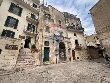 Foto Appartamento a Matera Centro di 80 m² con 2 locali in vendita