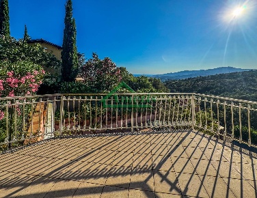 Foto Villa singola in Torre Gallinaro, Cipressa Centro di 65 m² in vendita