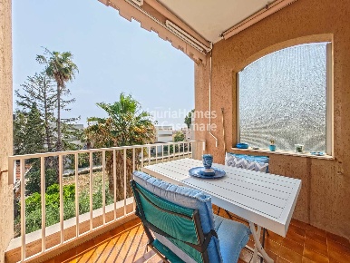 Foto Appartamento in Via Falcone Borsellino, Bordighera Centro di 71 m²