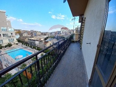 Foto Appartamento in via Candrilli, Enna Centro di 192 m² con 8 locali
