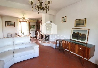 Foto Appartamento a Lucca Santa Maria a Colle - Ponte San Pietro di 180 m²