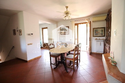 Foto Appartamento a Lucca Santa Maria a Colle - Ponte San Pietro di 180 m²