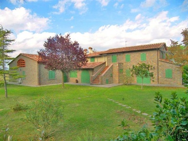 Foto Loft a Cortona di 380 m² con 8 locali in vendita