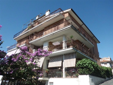 Foto Appartamento in Via Colamarino 8, Monterotondo Centro di 85 m²