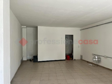 Foto Negozio in GUIDO MONACO, Arezzo Porta San Lorentino di 60 m²