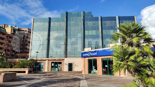 Foto Ufficio in Via Tiburtina Valeria 280, Tivoli di 70 m² con 4 locali