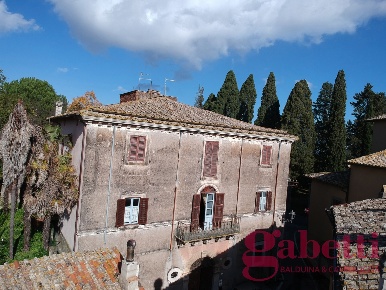 Foto Appartamento in Via del Giardino 9, Fabrica di Roma Centro di 230 m²
