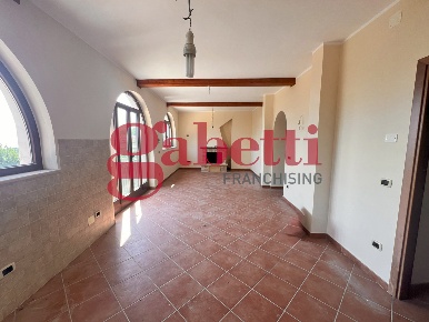 Foto Casa indipendente in Via del Castello 13, Montaquila di 167 m²