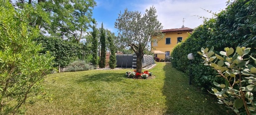 Foto Appartamento in Via Roma 82, Borgosatollo di 222 m² con 4 locali