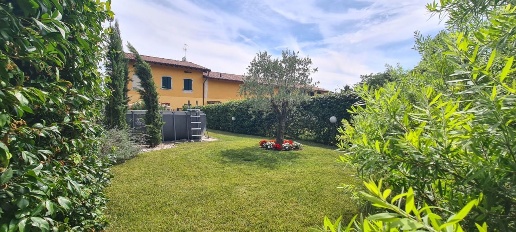 Foto Appartamento in Via Roma 82, Borgosatollo di 222 m² con 4 locali