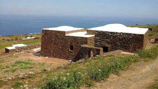 Foto Rustico a Pantelleria di 113 m² con 4 locali in vendita