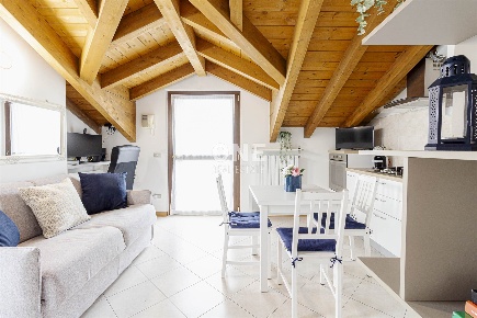 Foto Appartamento in via torino 4, Bernareggio Centro di 41 m² con 2 locali