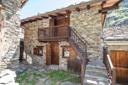 Foto Appartamento a Rhêmes-Saint-Georges di 74 m² con 3 locali in vendita