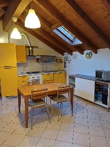 Foto Appartamento a Lodi Città Bassa, Laghi di 77 m² con 2 locali