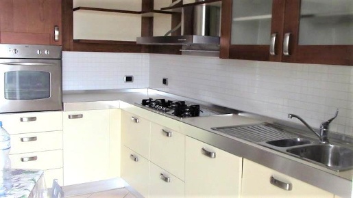 Foto Appartamento a Ancona Borgo Rodi di 80 m² con 4 locali in affitto
