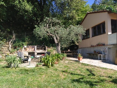 Foto Rustico a Scansano di 100 m² con 6 locali in vendita