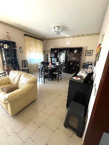 Foto Appartamento in Via Alessandro Volta 21, Misterbianco Centro di 100 m²