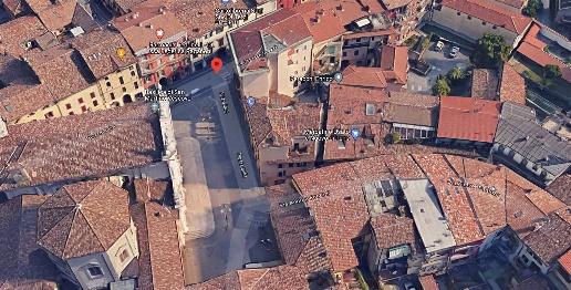 Foto Ristorante a Alzano Lombardo Centro di 542 m² con 10 locali in vendita