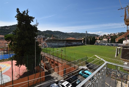 Foto Appartamento a Imperia Oneglia di 60 m² con 3 locali in vendita