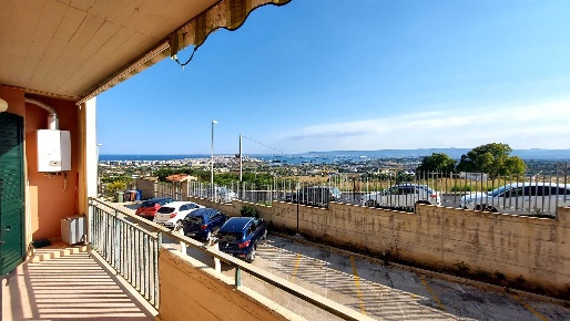 Foto Appartamento a Augusta Centro di 122 m² con 4 locali in vendita