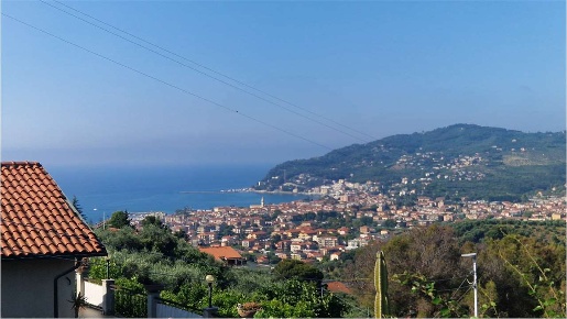 Foto Appartamento in via monade, Diano Castello Monade Santa Lucia di 97 m²