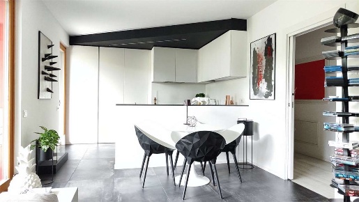 Foto Appartamento a Trento di 140 m² con 6 locali in vendita