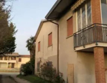 Foto Casa indipendente in Via San Salvatore, Nanto di 280 m² con 12 locali