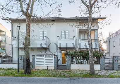 Foto Appartamento in Via Cesare Abba 64, Cesenatico di 70 m² con 3 locali