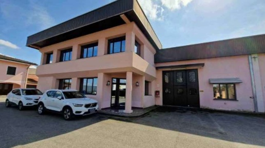 Foto Capannone industriale in Via Milano, Viadana Centro di 474 m²