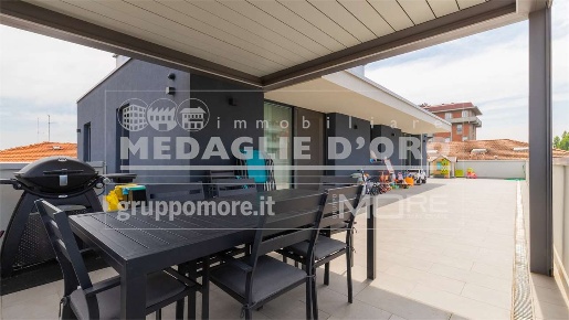 Foto Attico in ad.ze via Altamura, Modena Buon Pastore - Parco Amendola