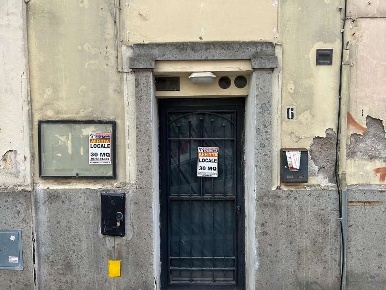 Foto Negozio in Via Cesare Battisti  6, Genzano di Roma Centro Storico