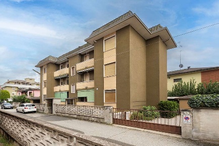Foto Appartamento a Galliate di 95 m² con 3 locali in vendita