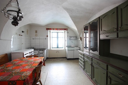 Foto Appartamento a Sover Piscine di 106 m² con 4 locali in vendita