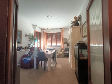 Foto Appartamento a Pistoia Centro Storico di 118 m² con 5 locali
