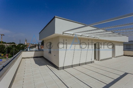 Foto Villa bifamiliare in Via Bachelet 3, Saonara Centro di 179 m²