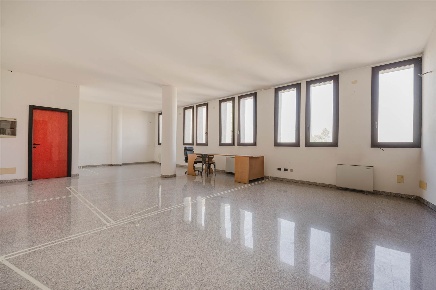 Foto Ufficio in Via Acquileia  2, Quarto d'Altino Centro di 71 m²