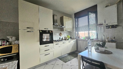 Foto Appartamento a Cossato Centro di 95 m² con 4 locali in affitto