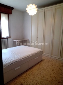 Foto Appartamento a Modena Sant'Agnese - Università di 16 m² con 3 locali