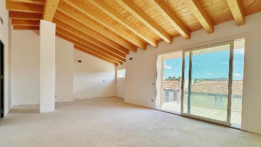 Foto Appartamento in VIA BREGOLINI 10, Noale Centro di 112 m² con 5 locali