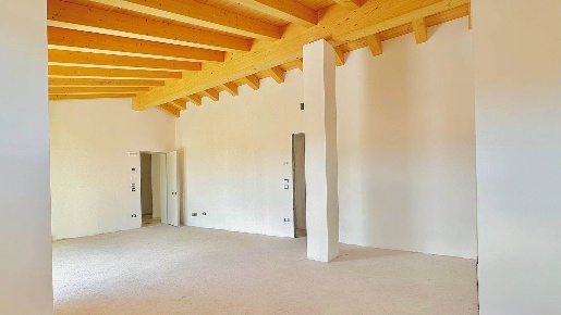 Foto Appartamento in VIA BREGOLINI 10, Noale Centro di 112 m² con 5 locali