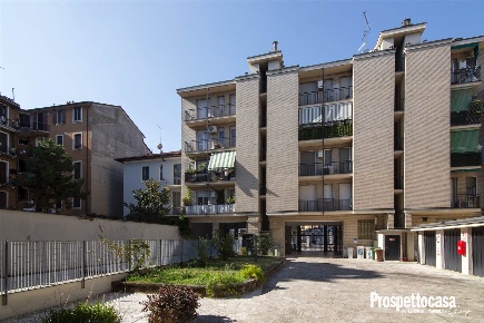 Foto Appartamento in Giulio Carcano 24, Milano Pezzotti - Meda di 52 m²