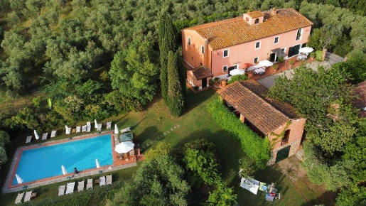 Foto Rustico in Via case di monte, Larciano di 380 m² con 15 locali