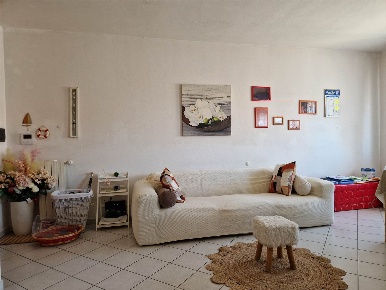 Foto Appartamento a Cecina Cecina Centro di 90 m² con 4 locali in vendita