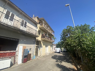 Foto Appartamento in Via Manzoni, Monti di 168 m² con 5 locali in vendita