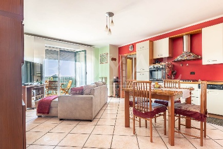 Foto Appartamento in via Libertà  15, Biassono Zona Industriale di 70 m²