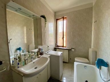 Foto Appartamento a Pianello Val Tidone Centro di 110 m² con 3 locali