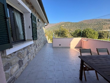 Foto Appartamento in Strada per i Piani, Sanremo di 50 m² con 2 locali