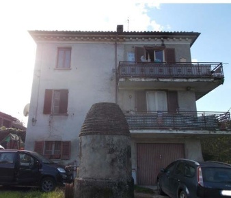 Foto Villa bifamiliare in Via Vaglimondo Alta 15, Incisa Scapaccino in aste